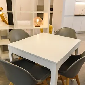 Renthas Fernando De Lesseps Estudio Apartamento